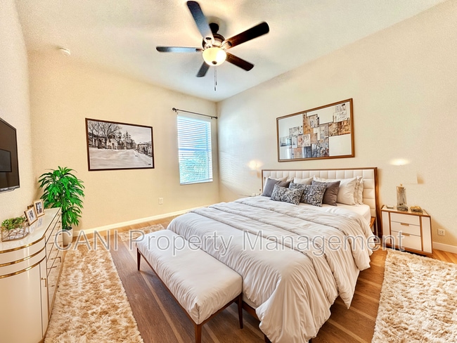 Building Photo - 11210 Roseate Dr