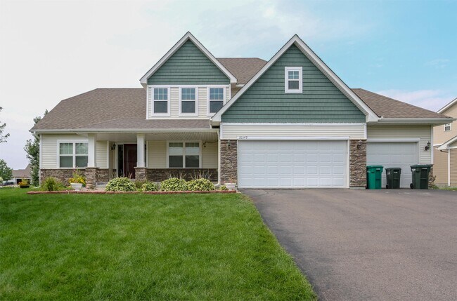 Building Photo - 16549 Dodd Ln