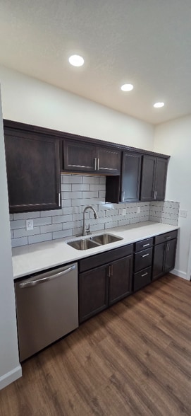 Building Photo - 1235 Perry St