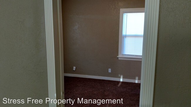 Building Photo - 345 W 400 N