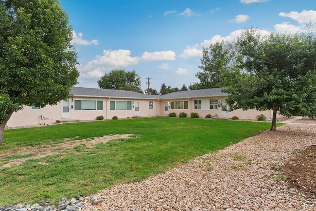 Primary Photo - 1220 Janes Ln