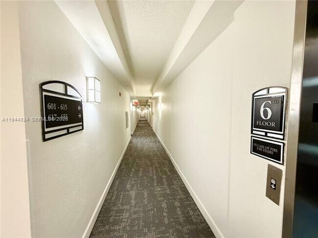 Building Photo - 6001 SW 70th St