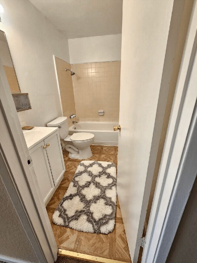 Floorplan - Bay Area Rentals