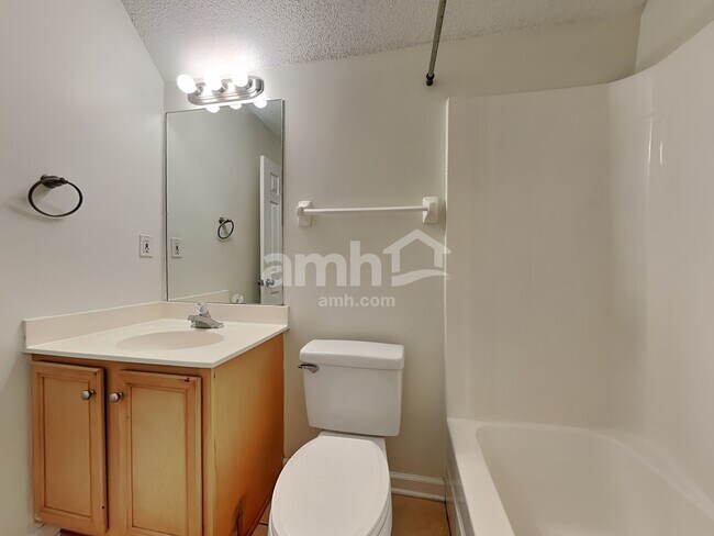 Building Photo - 2604 Wood Sage Cv