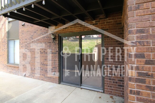 Building Photo - Beautiful Senior Living Community!