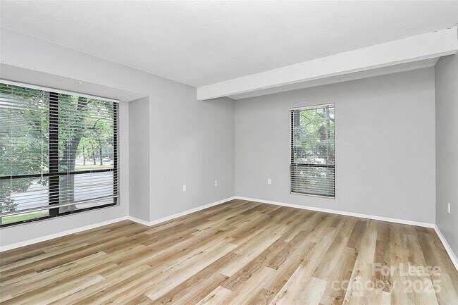 Building Photo - 5012 Sardis Rd