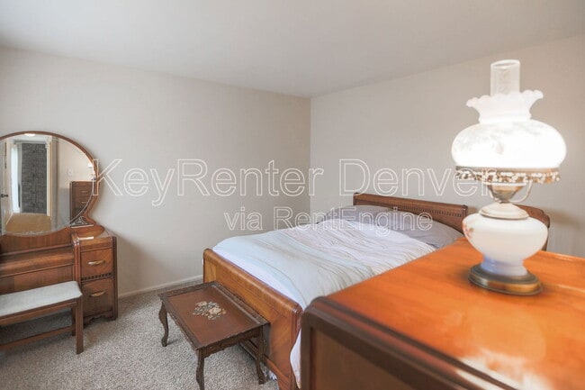 Building Photo - 8466 Everett Way