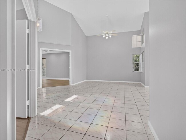 Building Photo - 1520 Seabay Rd