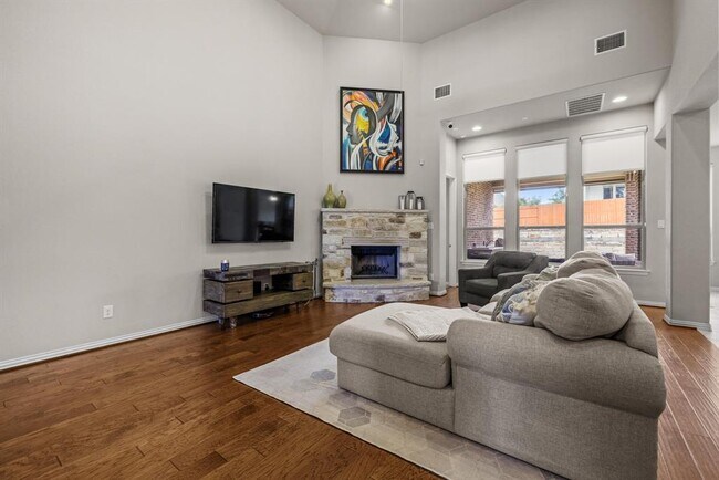 Building Photo - 7300 Tessera Pkwy