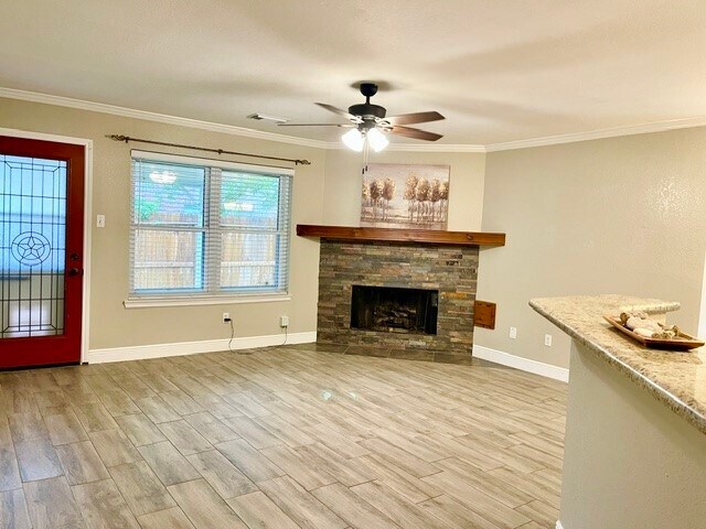 Building Photo - 13506 Spring Ct