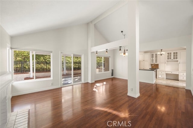 Building Photo - 532 S Westford St