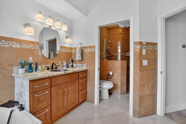 Building Photo - 12466 Baywind Ct
