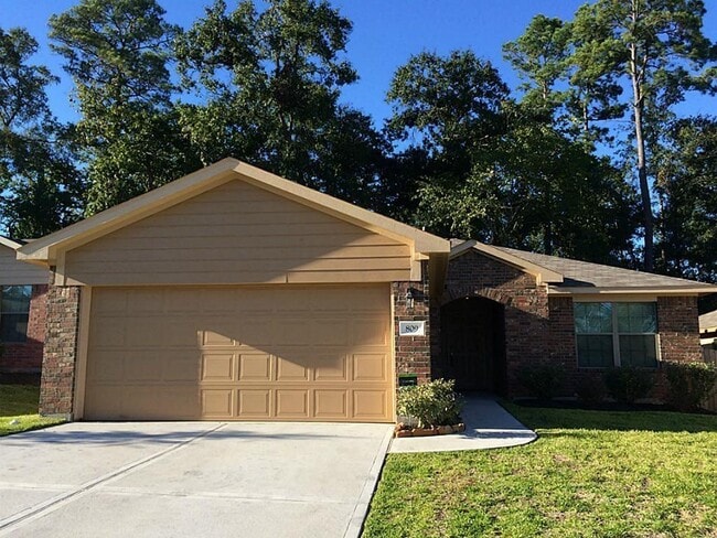 Building Photo - 805 Katydid Ct