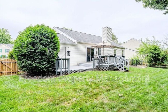 Building Photo - 9564 Basilwood Dr