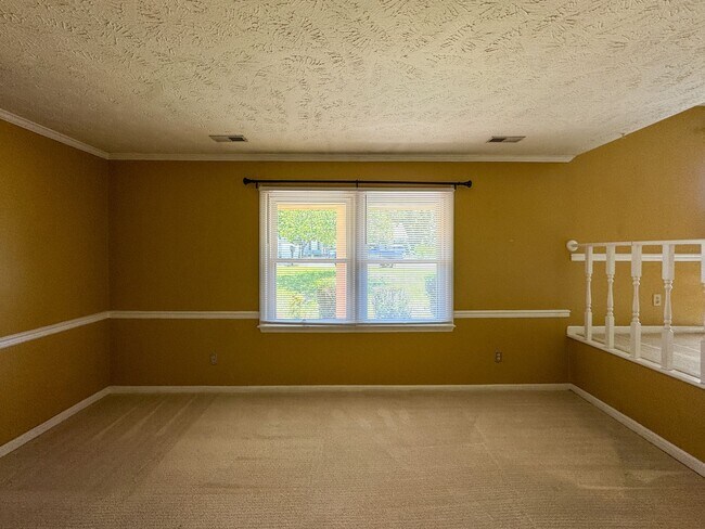 Building Photo - 6875 Baystone Rd
