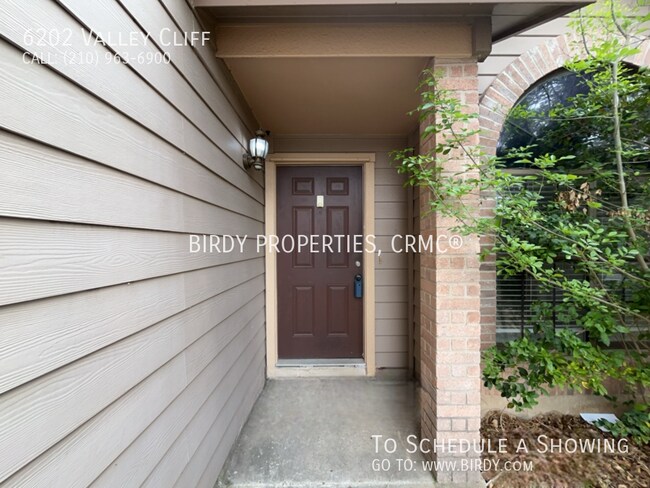 Building Photo - 6202 Valley Clf