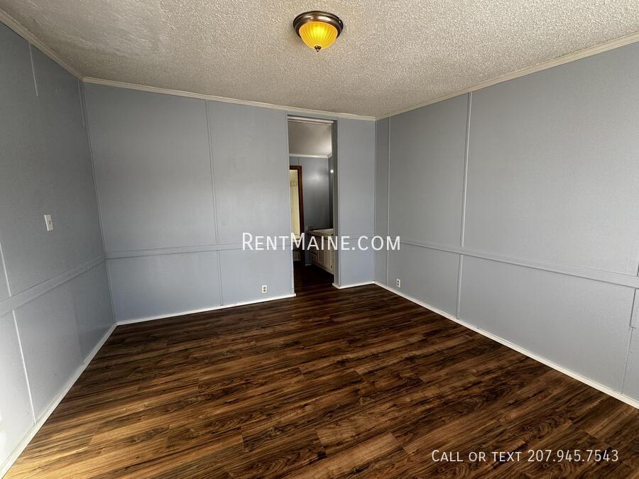 Building Photo - 188 F St