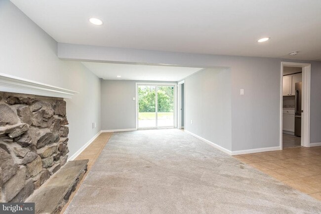 Building Photo - 402 Layfield Rd
