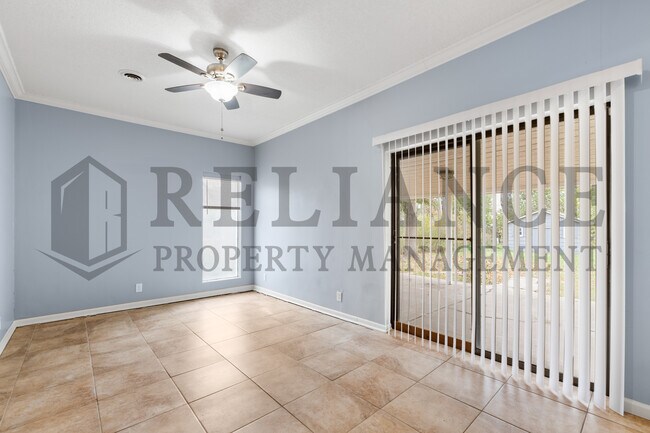 Building Photo - 512 Cindy St