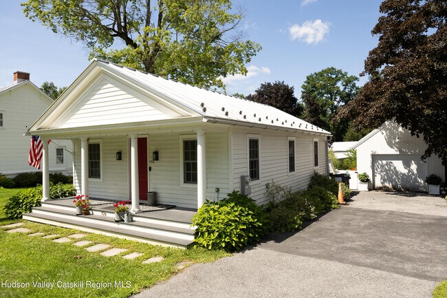 Building Photo - 106 Co Rte 19