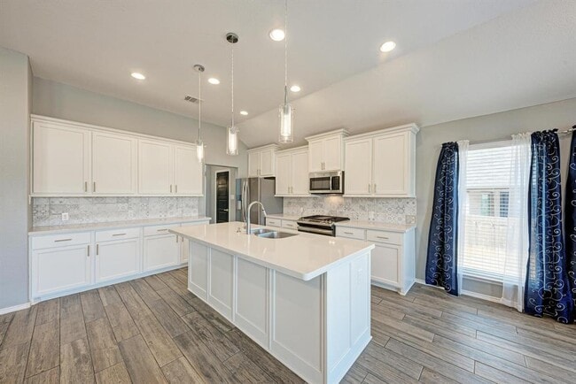 Building Photo - 12120 Mossygate Trl