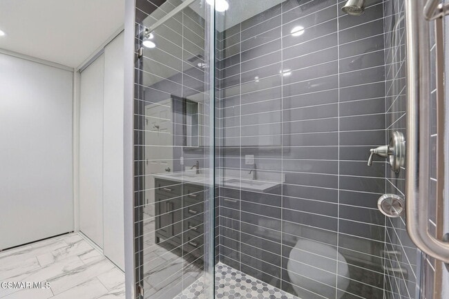 Building Photo - 30845 Catarina Dr