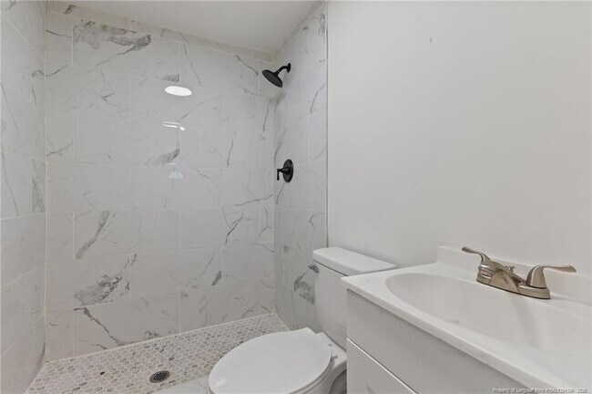 Building Photo - 5109 Higgins St