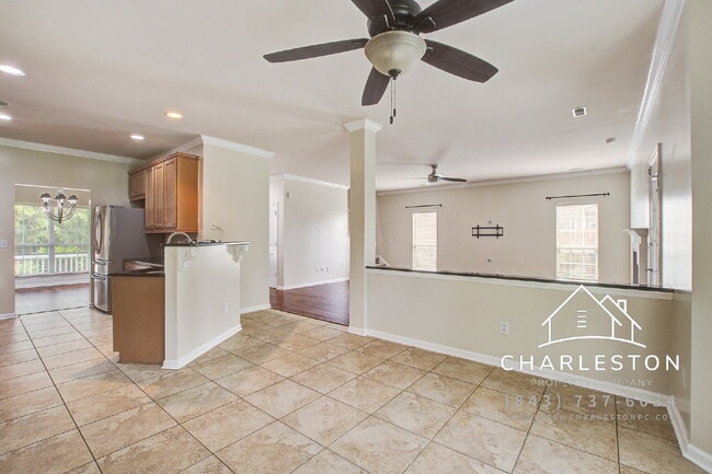 Building Photo - 5421 Red Tip Ln