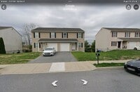 Building Photo - Lovely Muhlenberg Semi Detached!