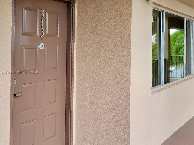 Building Photo - 12651 SW 16th Ct