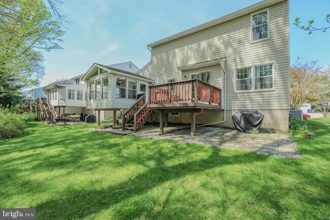 Building Photo - 359 Point to Point Rd