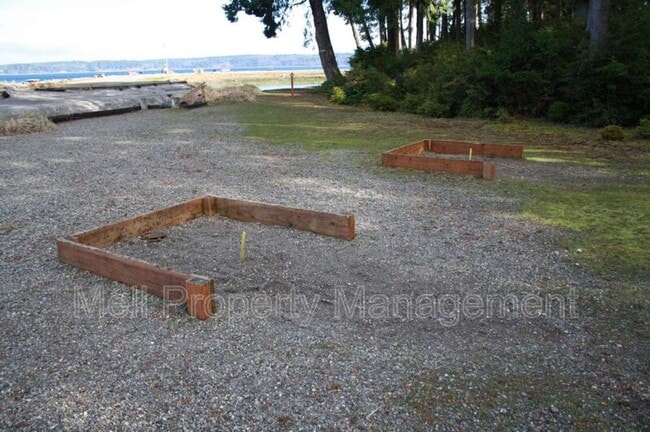 Building Photo - 199 E Cutty Sark Ave