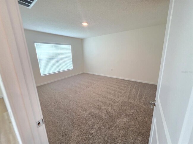 Building Photo - 4631 SW 88 Pl