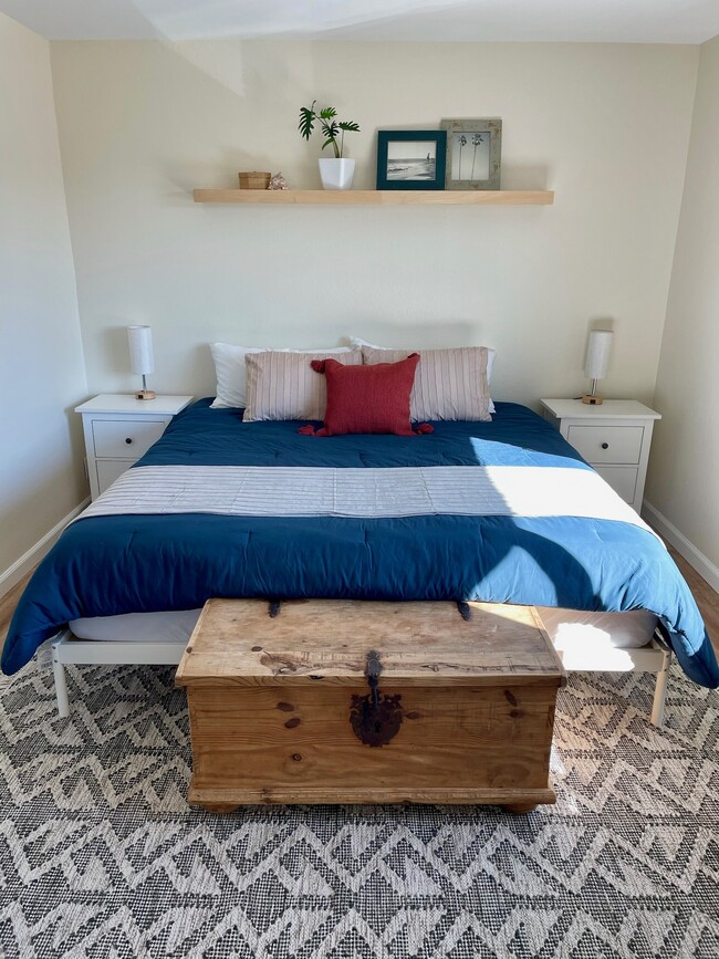 Main Bedroom - 26465 Via California