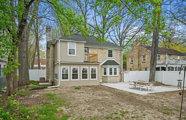 Building Photo - 5680 N 34th St