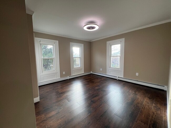 Building Photo - 380 Wilson Rd