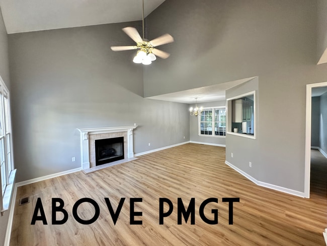 Building Photo - Beautifully renovated 3 bedroom home