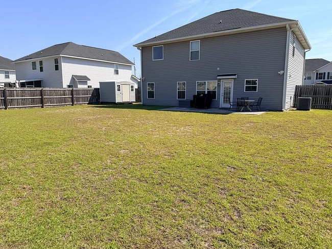 Building Photo - 554 Thorp Circle