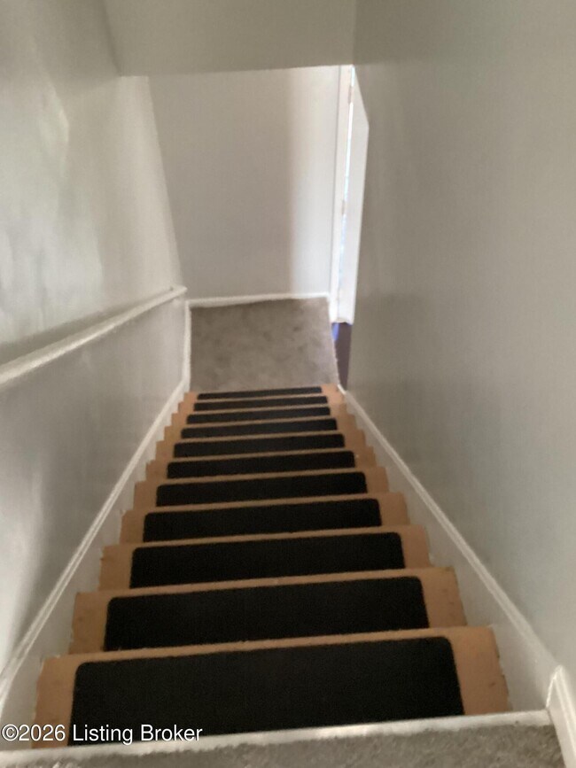 Building Photo - 110 Robert Ct