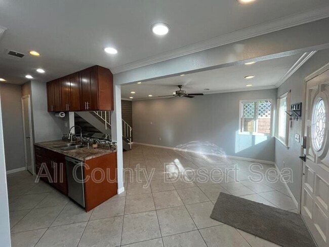 Building Photo - 16404 Vista Roma Cir