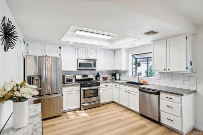 Building Photo - 79351 Bowden Dr