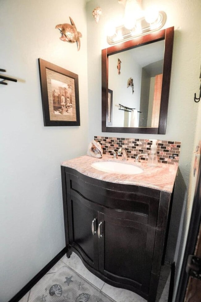 Building Photo - 731 Seacoast Dr