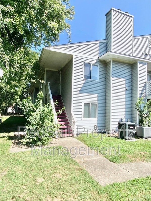 Building Photo - 115 Roane Dr