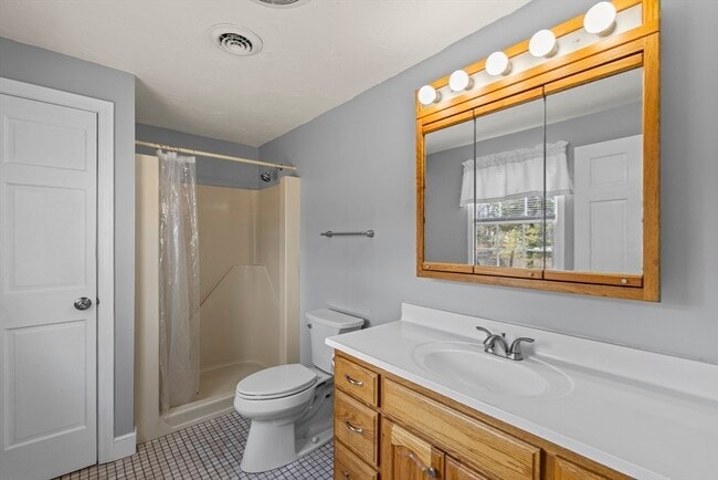 Building Photo - 38 Roosevelt St