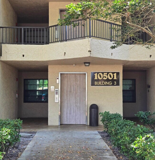 Building Photo - 10501 W Broward Blvd