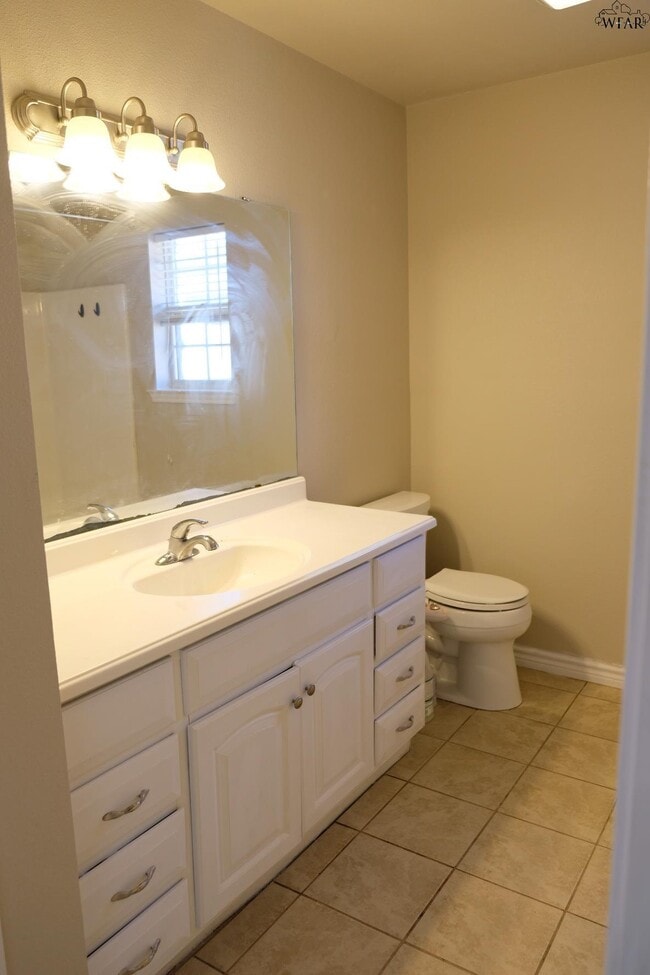 Building Photo - 5027 Cy Young Dr