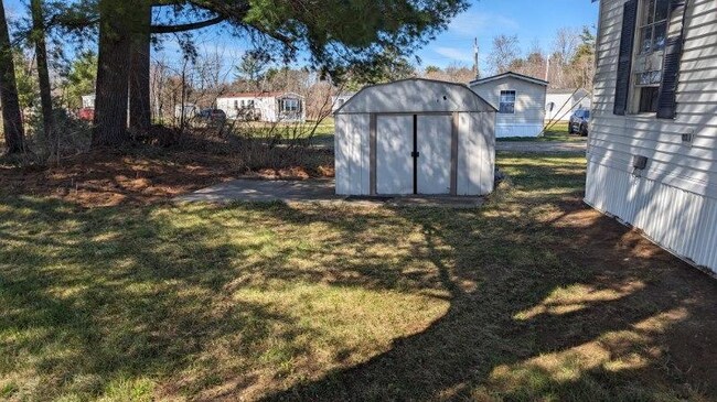 Building Photo - 9 Boulder Dr