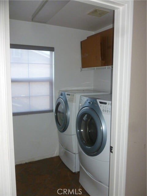 Building Photo - 9349 Golden Lantern Rd