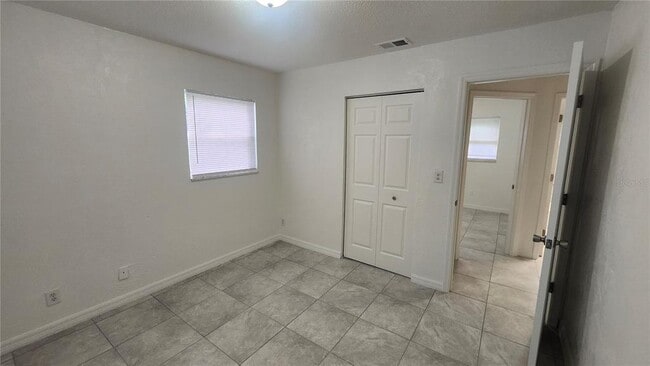 Building Photo - 1079 N Gertrude Ct