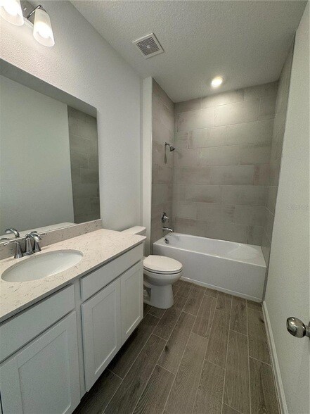 Building Photo - 6582 SW 89th Loop